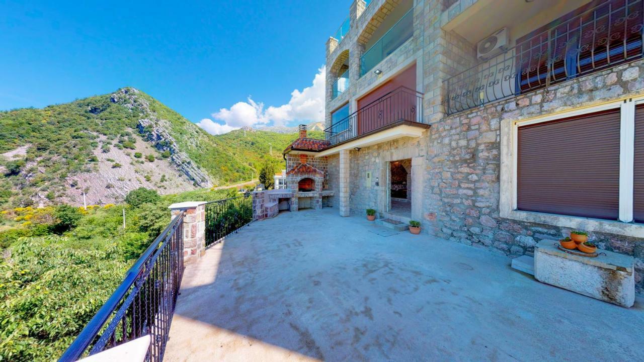 Luka Villa Бечичі Екстер'єр фото